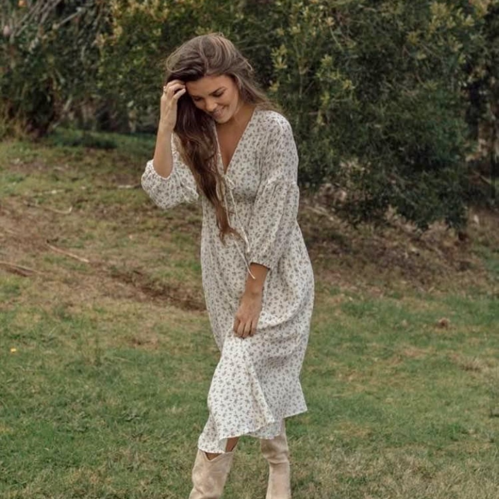 Floral V-Neck Long Sleeve Midi Dress - Cream